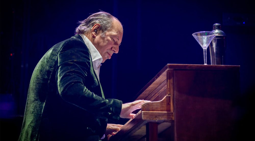 Hans Zimmer United Center Limo Black Car Chicago