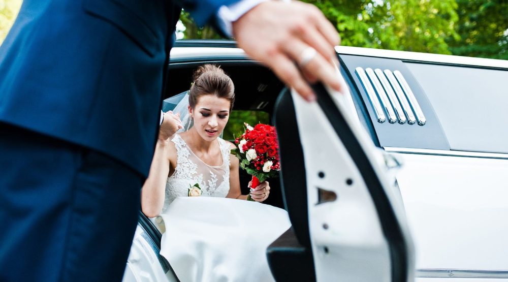 Plan Your Fall Wedding Transportation Early with O’Hare Limousine 2